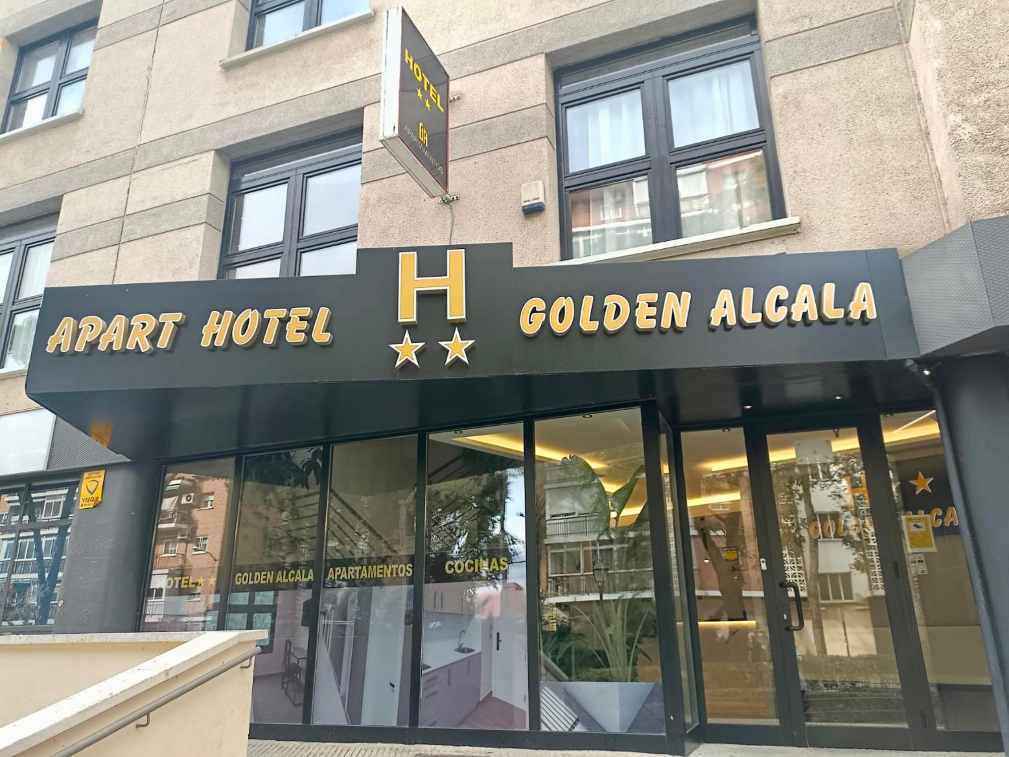 Apartahotel Golden Alcala Alcalá de Henares Esterno foto
